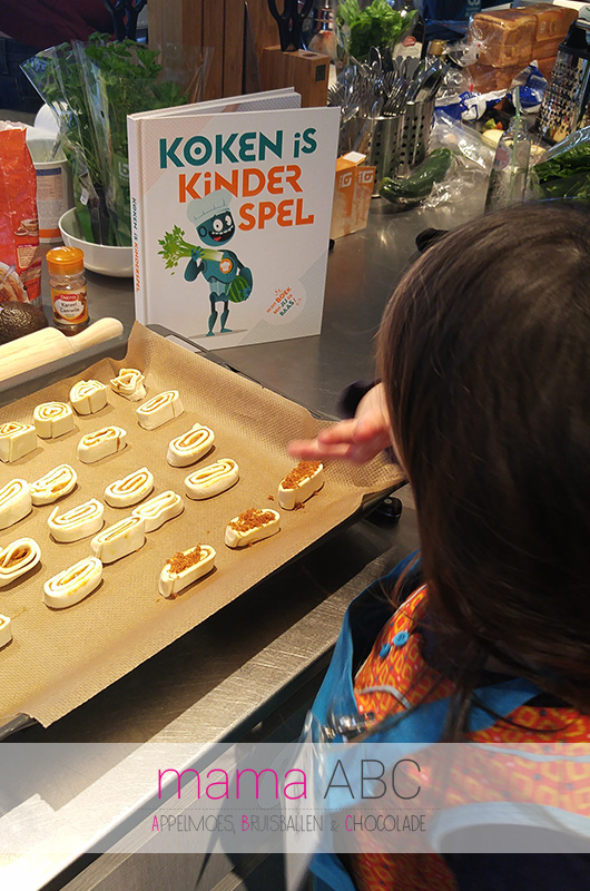 Kaneel Broodjes Koken is kinderspel mamaabc Dessert abc mamablog mama blog