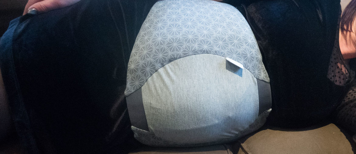 Zwangerschap – Makkelijk op je zij liggen met een bolle buik! Babymoov Dream Belt Mama ABC Blog