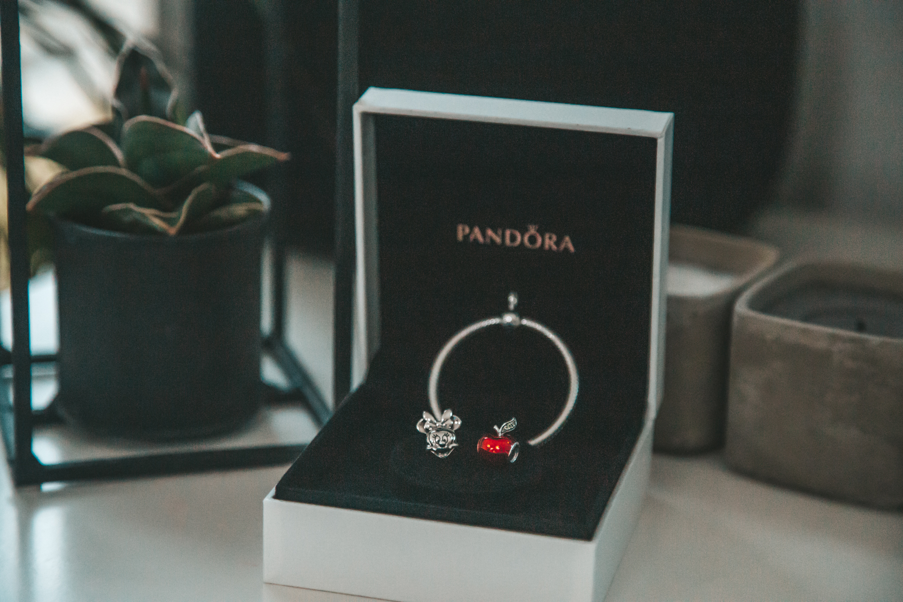 Pandora Juwelen, Juwelen met emotionele waarde